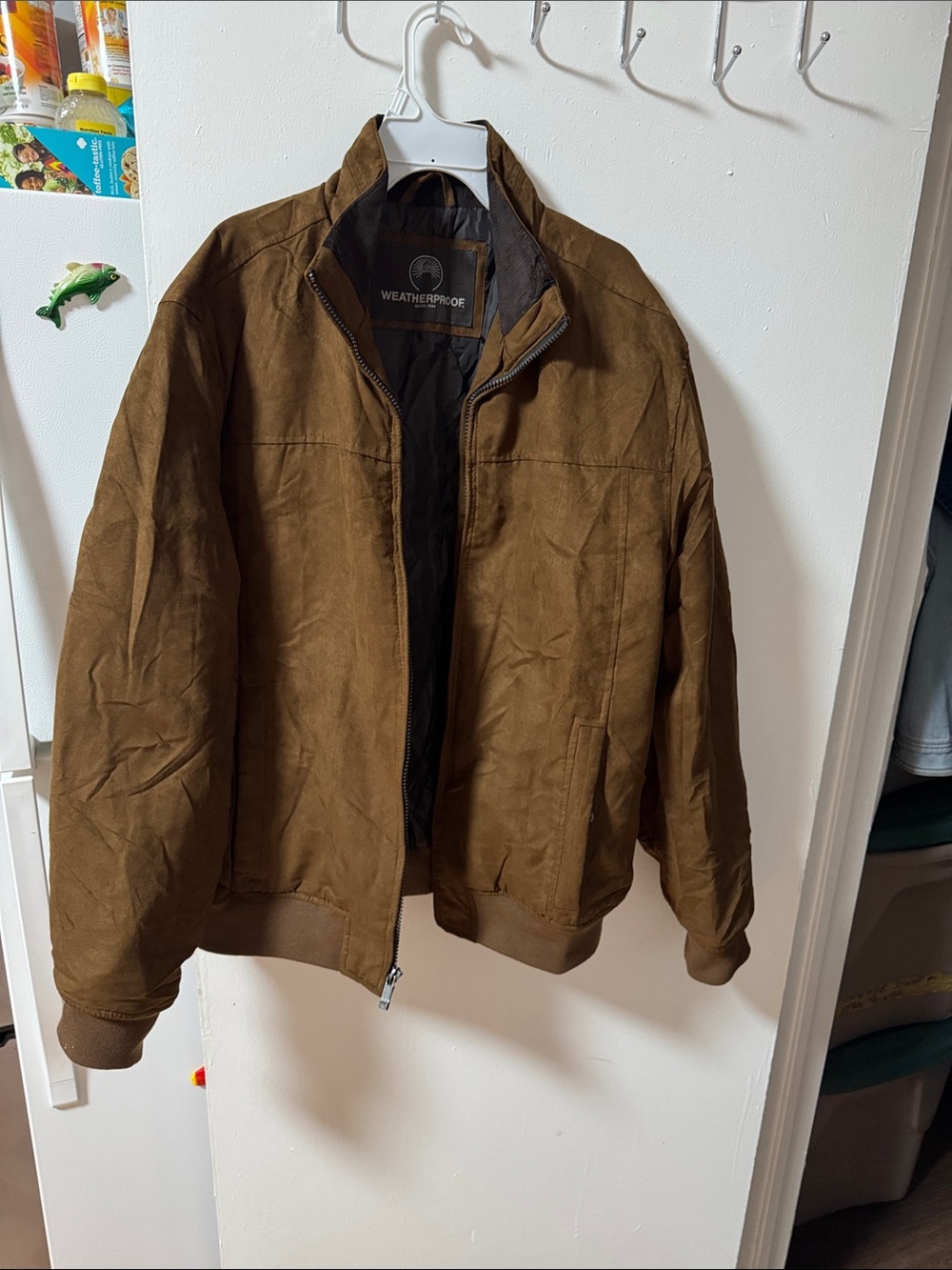 Weatherproof Men’s Chestnut Brown Bomber Jacket. %100 suede brand new no tag
